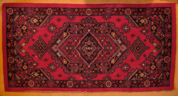 A NORTH WEST PERSIAN HERIZ STYLE RUG - Image 2 of 3