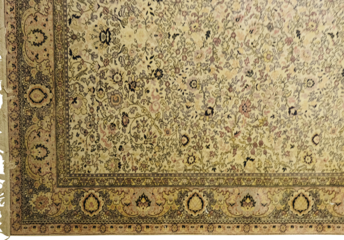 A NORTH WEST PERSIAN STYLE RUG - Image 2 of 2