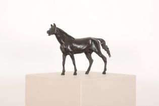 A 20TH CENTURY BRONZE FIGURE OF A HORSE