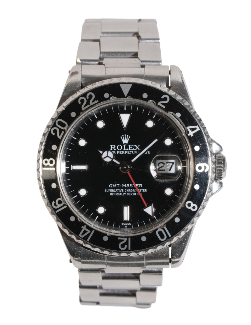 ROLEX OYSTER PERPETUAL GMT-MASTER: A GENTLEMAN'S STAINLESS STEEL BRACELET WATCH - Image 2 of 4