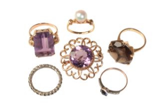 A COLLECTION OF GEM-SET JEWELLERY
