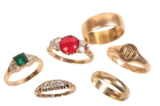 A COLLECTION OF GOLD & GEM-SET RINGS