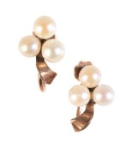 A PAIR OF ANTIQUE PEARL CLOVER EARRINGS