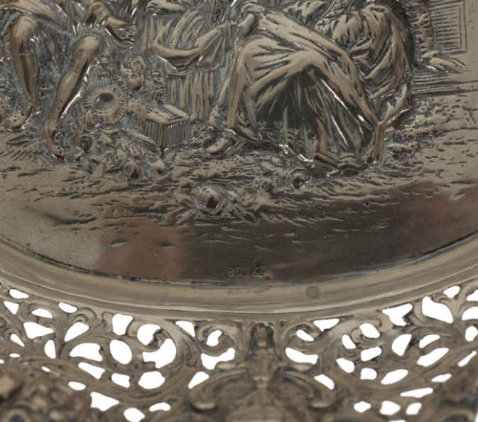 A LATE 19TH CENTURY GERMAN SILVER OVAL BASKET - Image 3 of 3