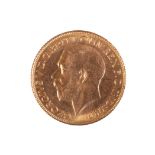 A 1925 GEORGE V GOLD SOVEREIGN