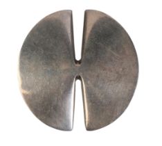 NANNA DITZEL FOR GEORG JENSEN: A MODERNIST BROOCH - MODEL 337B