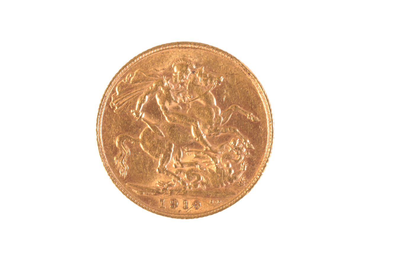 A 1910 EDWARD VII GOLD HALF SOVEREIGN - Image 2 of 2