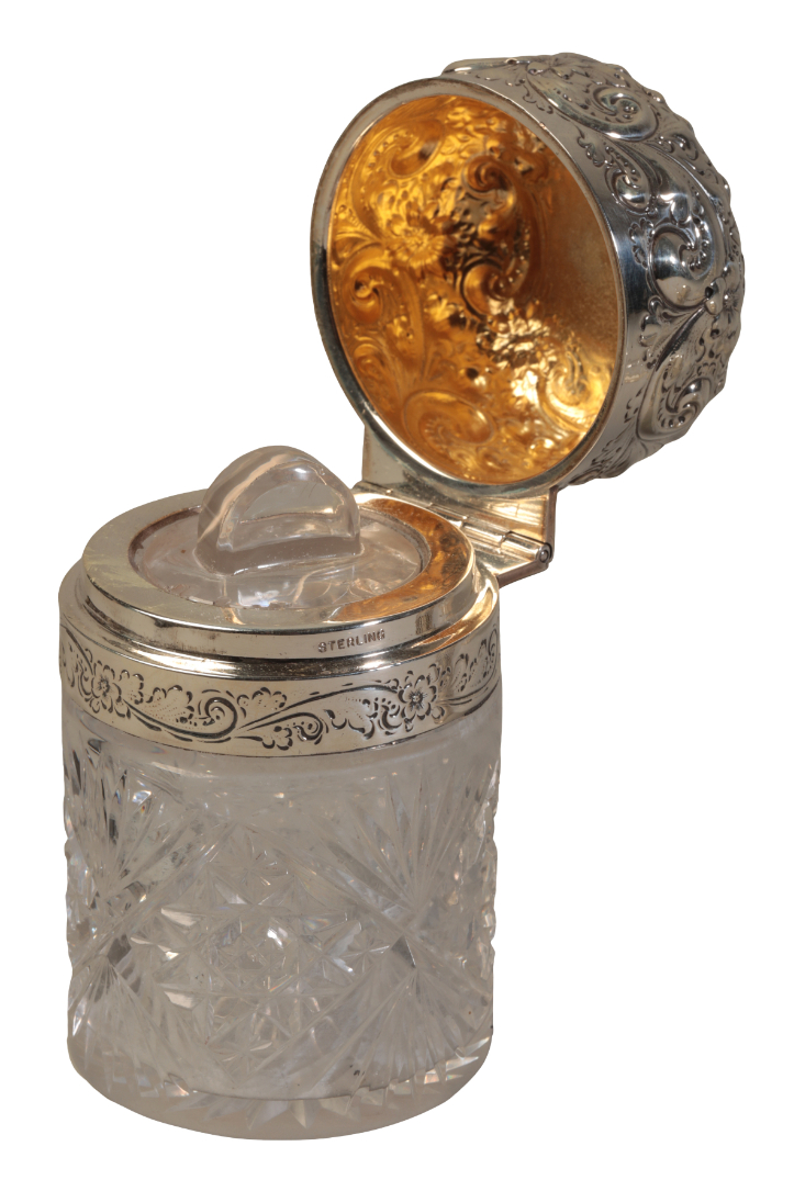 A STERLING SILVER MOUNTED CUT GLASS CYLINDRICAL SCENT BOTTLE - Image 2 of 2