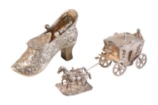 A 19TH CENTURY DUTCH COLONIAL SILVER 'POPPENHUIS' MODEL OF A COACH AND HORSES