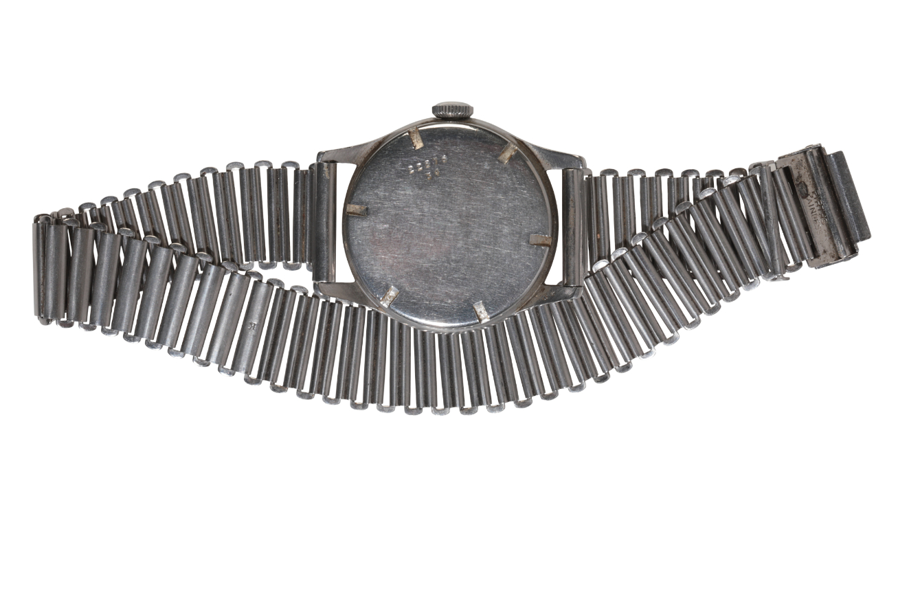 LONGINES: A GENTLEMAN'S STAINLESS STEEL WRISTWATCH - Image 2 of 2