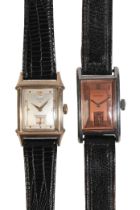 ELGIN: A GENTLEMAN'S GOLD-PLATED WRISTWATCH