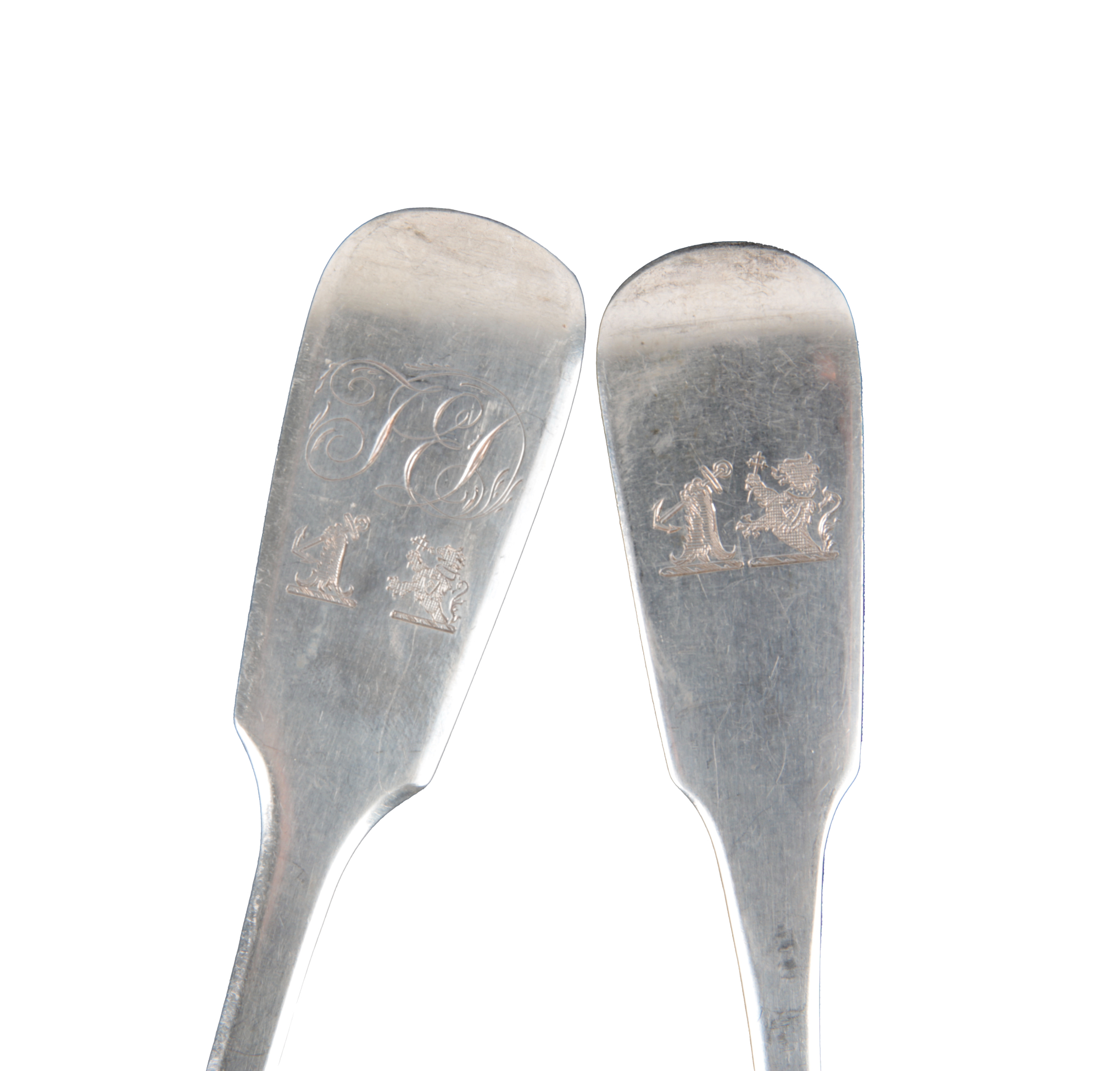 A GEORGE IV SILVER FIDDLE PATTERN TABLE SPOON - Image 2 of 3