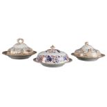 A GROUP OF THREE H & R DANIEL MUFFIN DISHES