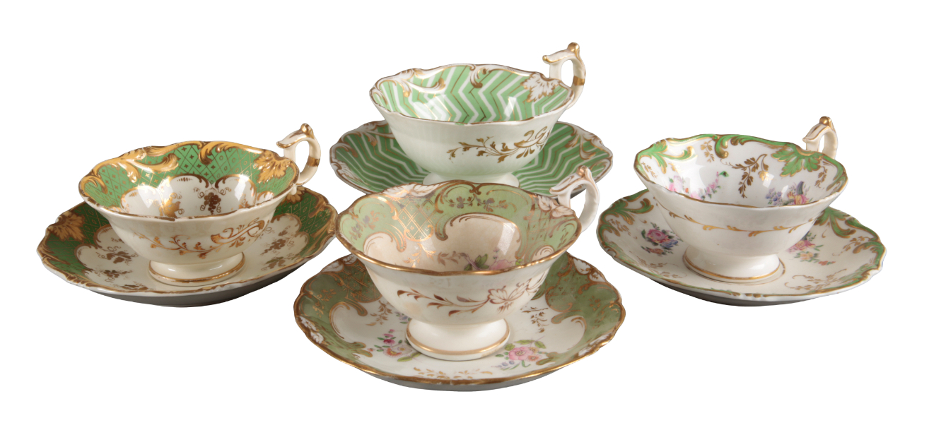 A GROUP OF FIVE H & R DANIEL FIRST BELL SHAPE CUPS AND SAUCERS - Image 4 of 4