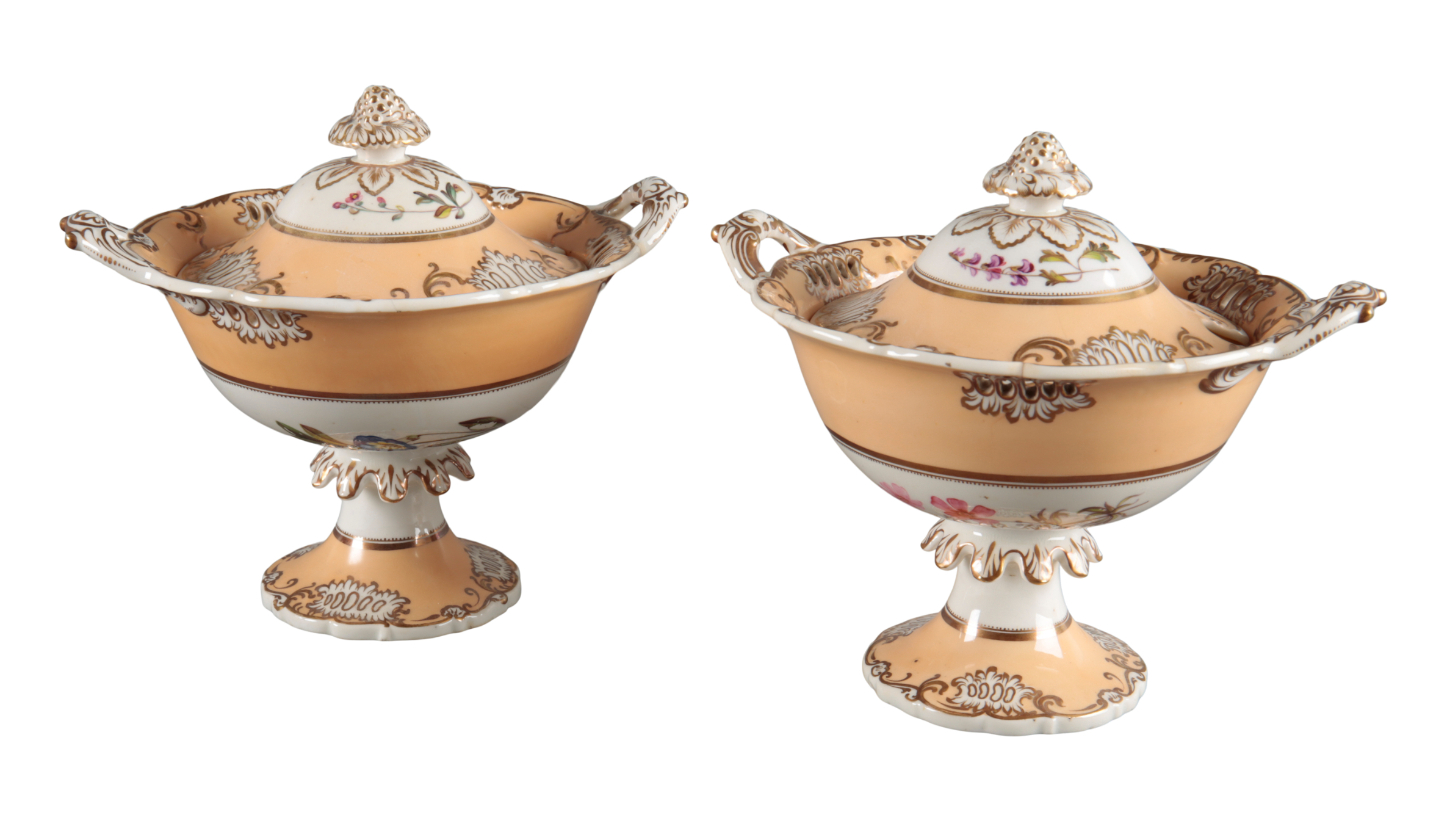 TWO PAIRS OF H & R DANIEL CREAM BOWLS - Image 4 of 4