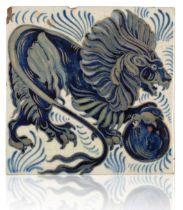 WILLIAM DE MORGAN (1839-1917): A RARE 'TRIPLE LUSTRE' LATE FULHAM PERIOD TILE 'STYLISED LION