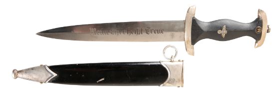 A GERMAN WAFFEN SS OFFICERS DAGGER WITH SCABBARD
