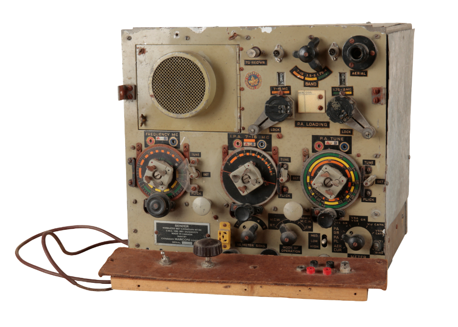 A WWII CANADIAN TANK RADIO BY MARCONI