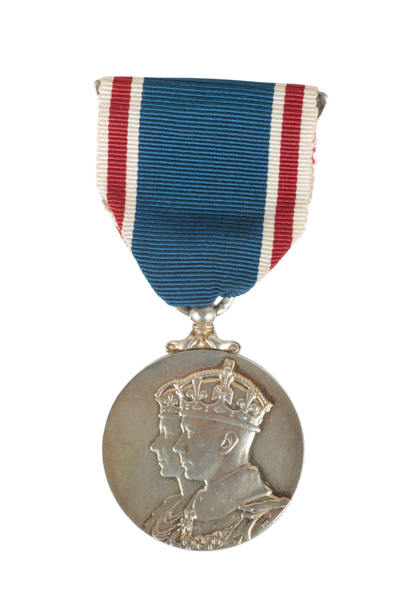 A 'ROYAL ORDER OF THE BUFFALO' MEDAL - Image 3 of 4