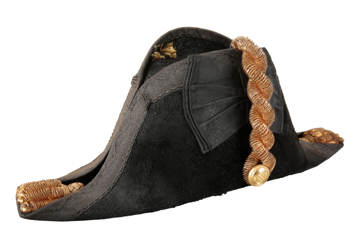 AN EDWARDIAN FULL DRESS ROYAL NAVY BICORN COCKED HAT, EPAULETTES AND SWORD BELT - Image 4 of 6