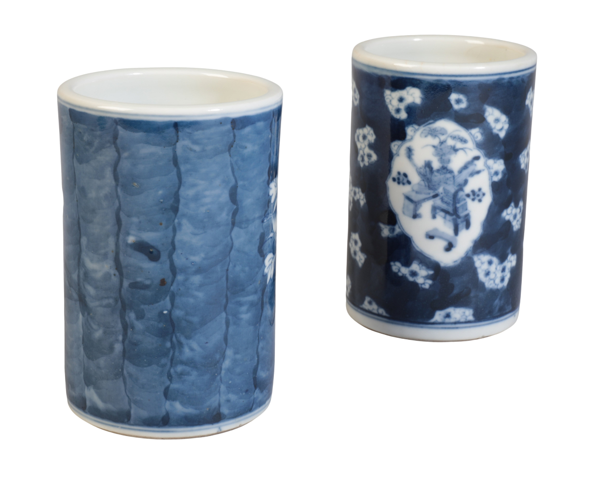 TWO CHINESE BLUE AND WHITE PORCELAIN BRUSH POTS - Image 3 of 3