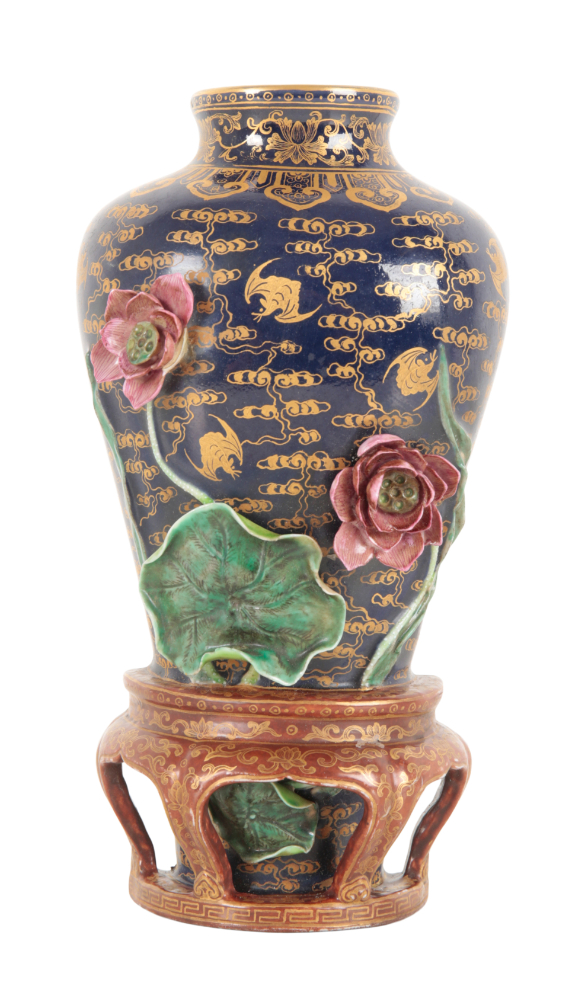 A CHINESE FAMILLE ROSE WALL VASE