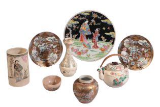 A COLLECTION OF JAPANESE POTTERY AND PORCELAIN