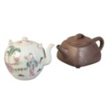 A CHINESE FAMILLE ROSE TEAPOT