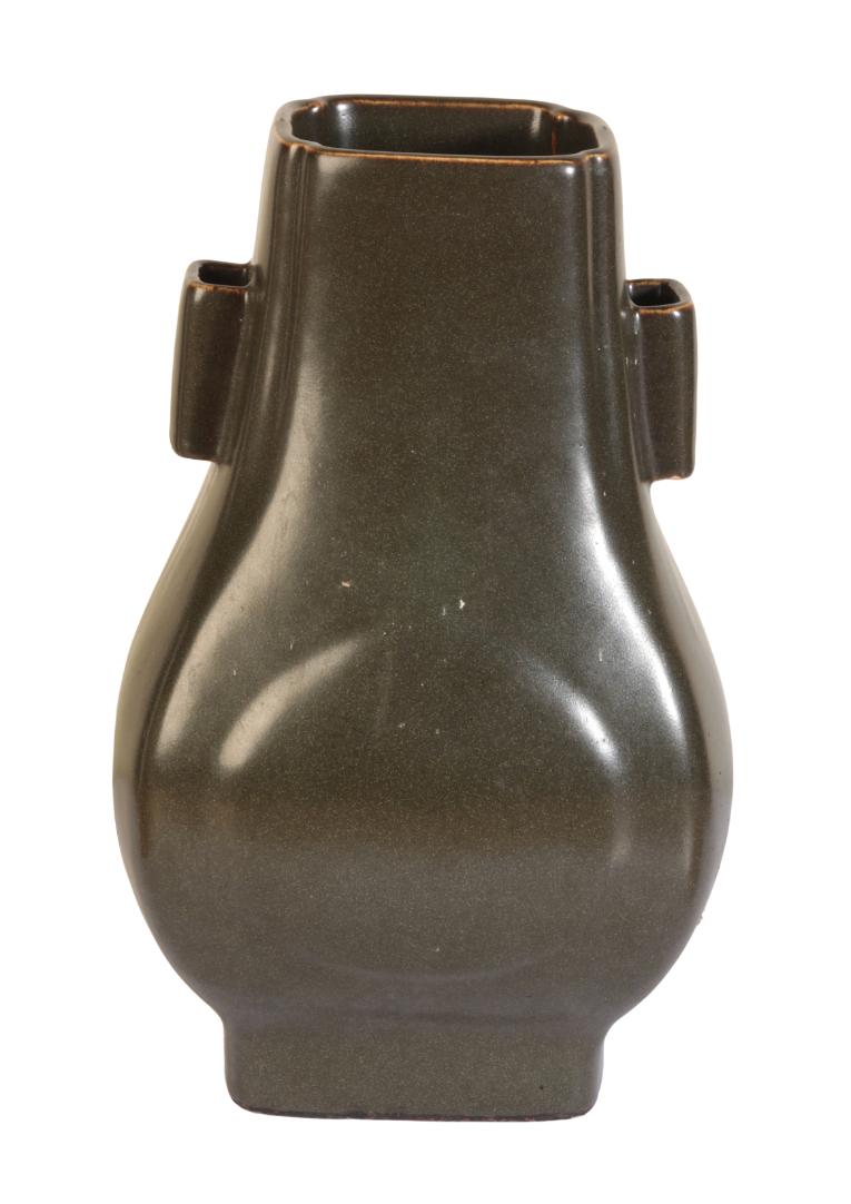 A CHINESE FANGHU VASE