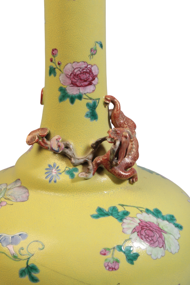 A PAIR OF CHINESE YELLOW GROUND FAMILLE ROSE INCISED BOTTLE VASES - Image 2 of 3