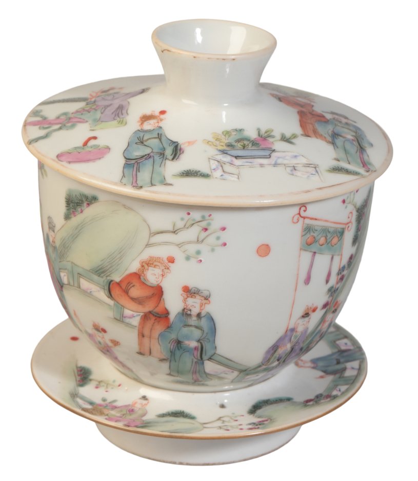 A CHINESE FAMILLE ROSE GAIWAN TEA BOWL, COVER AND STAND