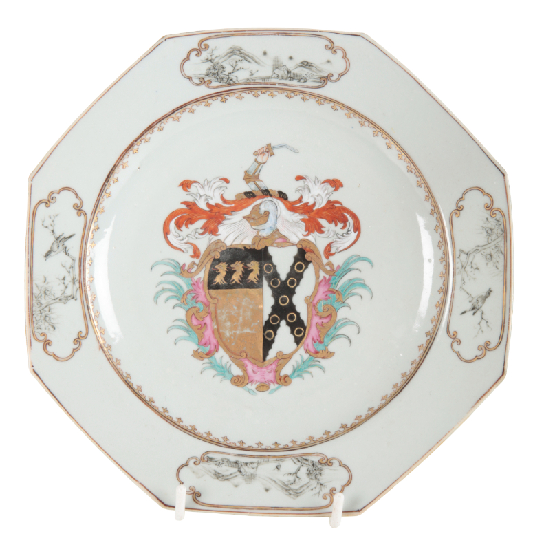 A CHINESE OCTAGONAL ARMORIAL PLATE