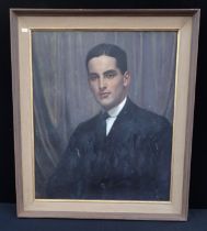 ENGLISH SCHOOL, EARLY 20TH CENTURY: PORTRAIT OF A YOUNG MAN