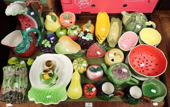 A COLLECTION OF NOVELTY FRUIT AND VEGETABLE CERAMICS