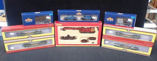 BACHMANN 00 GAUGE GOODS WAGONS