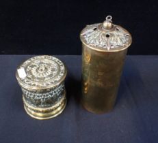 A BRASS STRING BOX AND A BRASS SHELL CASE GONG