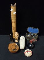 A VICTORIAN MINIATURE LUTE, WITH MUSICAL MOVEMENT