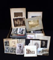 A COLLECTION OF FAMILY AND PORTRAIT PHOTOGRAPHS