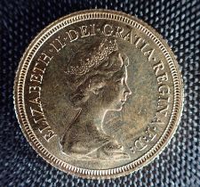 A 1980 ELIZABETH II GOLD SOVEREIGN