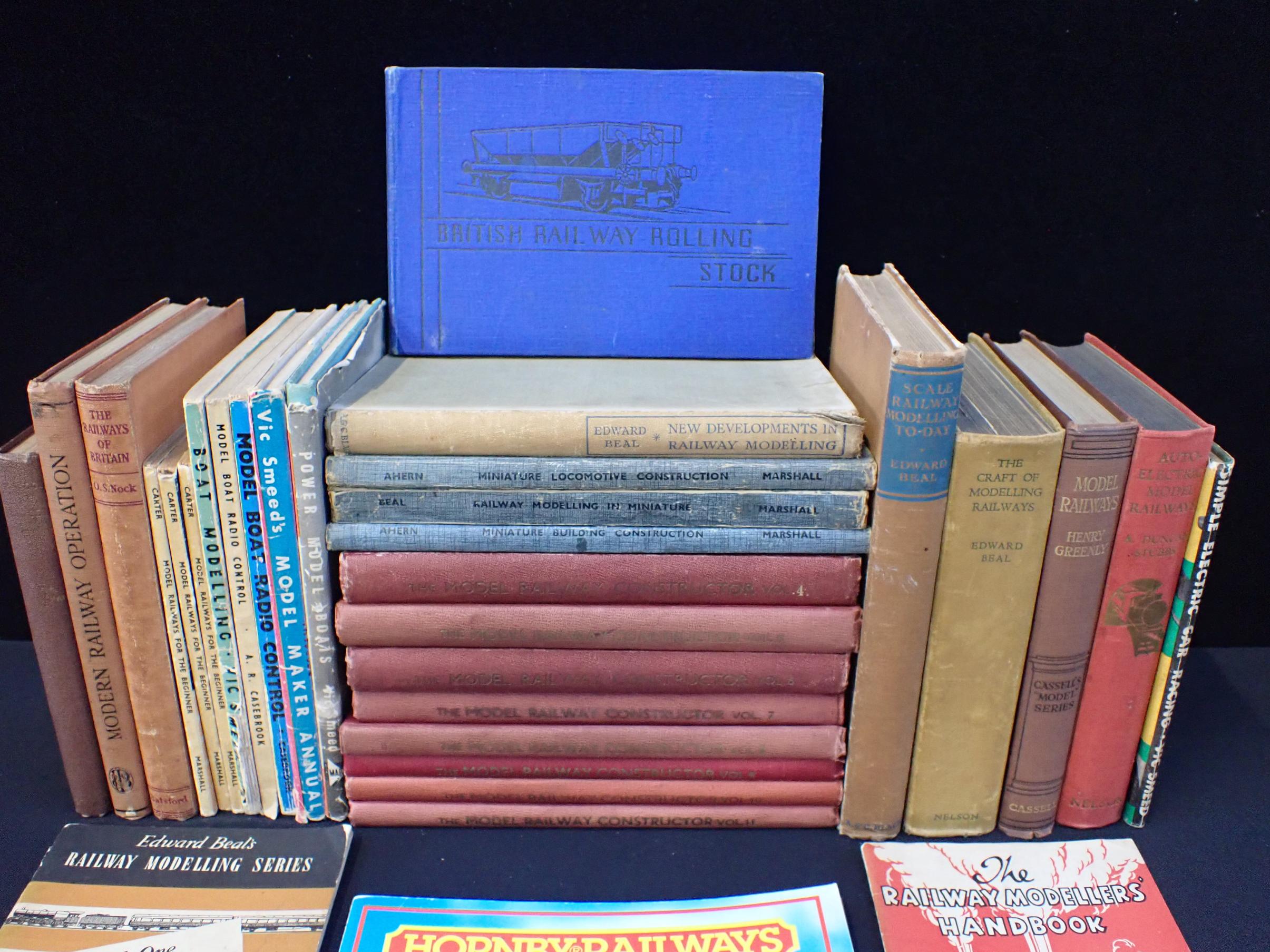 A COLLECTION OF VINTAGE RAILWAY MODELLING BOOKS - Image 2 of 2