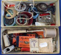 A COLLECTION OF SEWING ITEMS