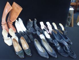 A QUANTITY OF SHOES AND BOOTS