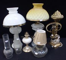 A COLLECTION OF TABLE LAMPS