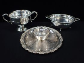 A SILVER-PLATED ROSE BOWL