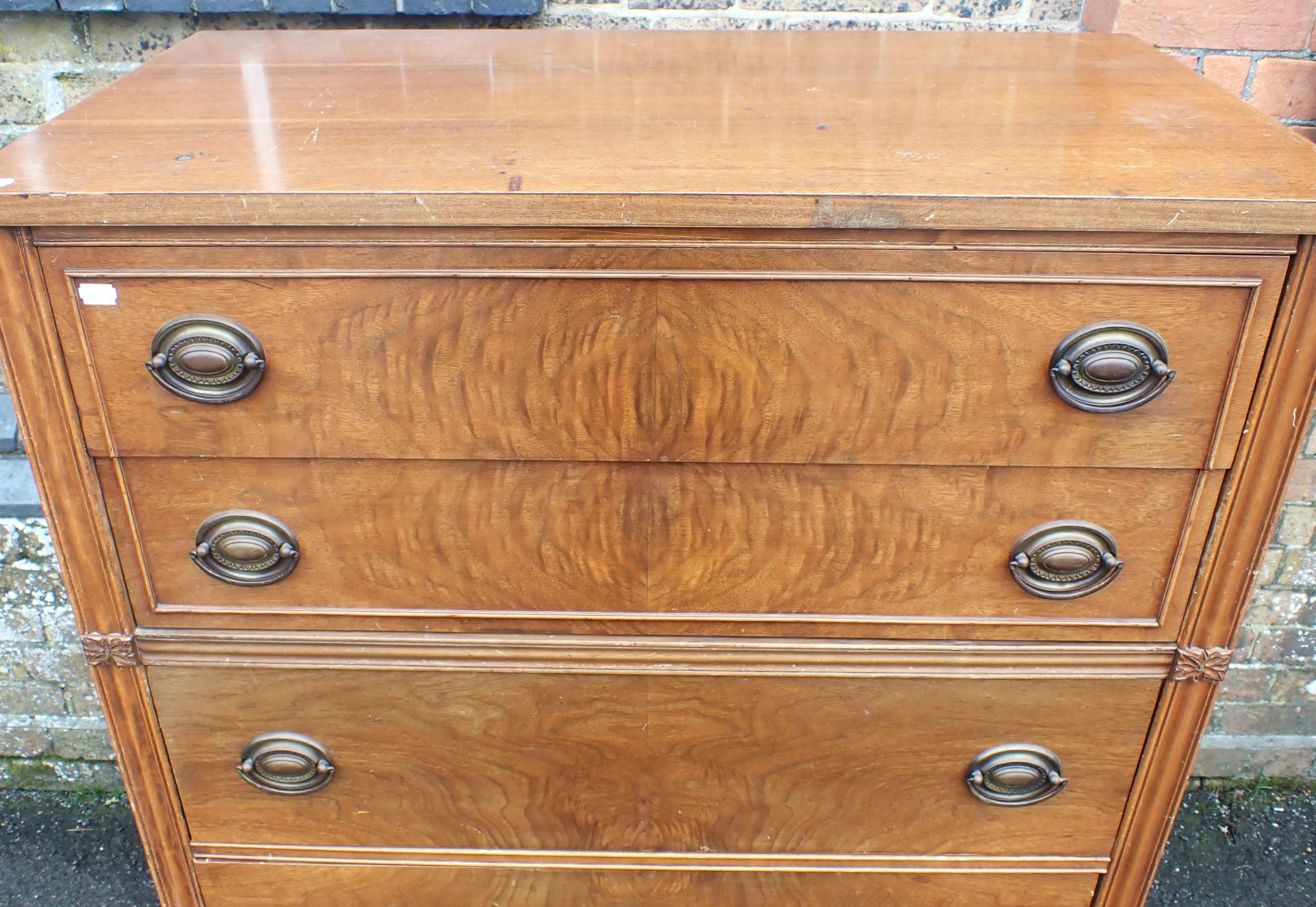 AN AMERICAN FEDERAL STYLE TALL CHEST OF DRAWERS - Image 2 of 3