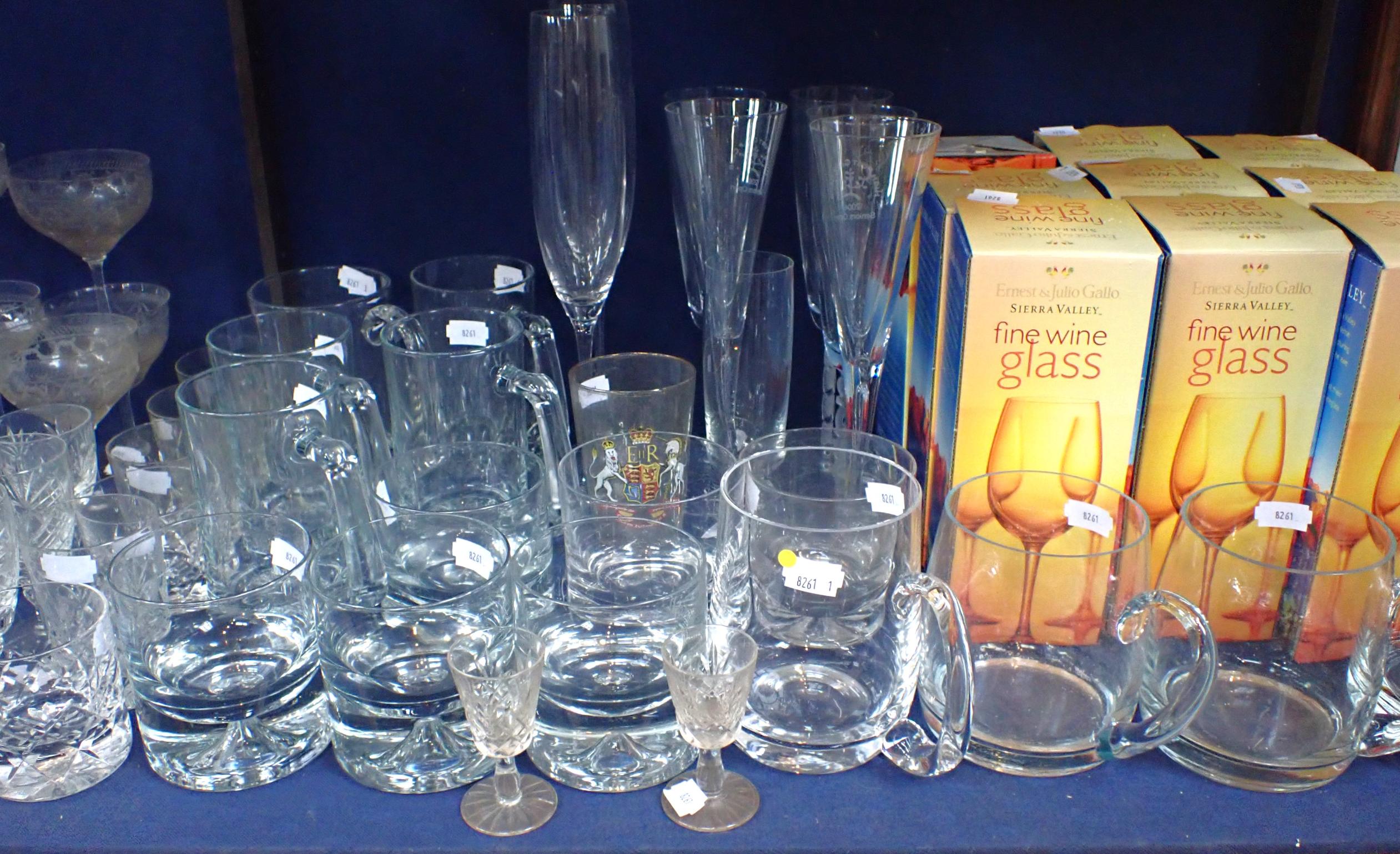 A COLLECTION OF GLASSWARE, INCLUDING CHAMPAGNE GLASSES - Image 2 of 3