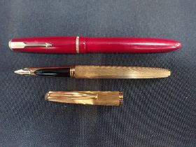 A GOLD NIBBED WATERMAN FOUNTAIN PEN