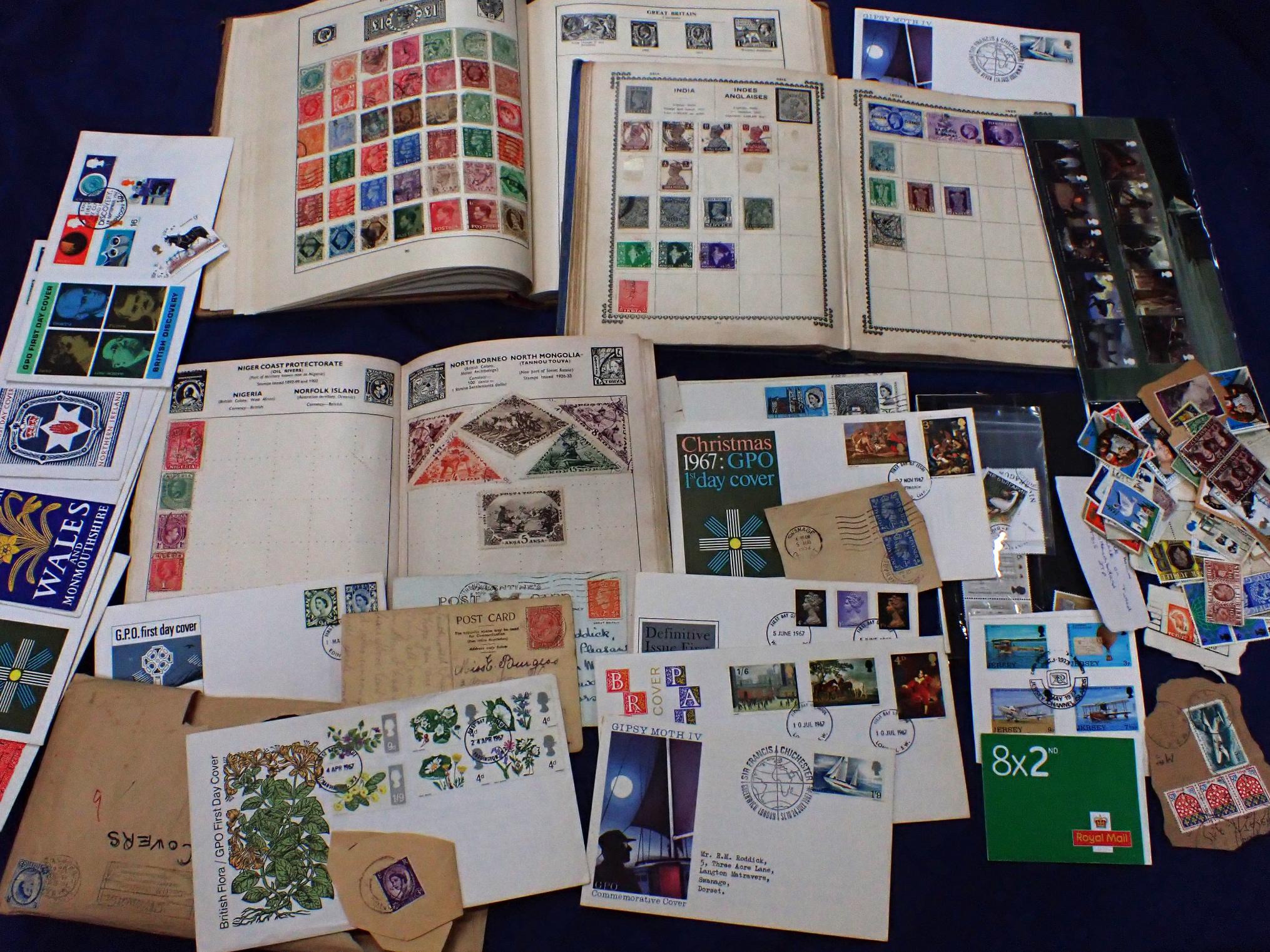 A COLLECTION OF WORLD POSTAGE STAMPS - Bild 2 aus 2