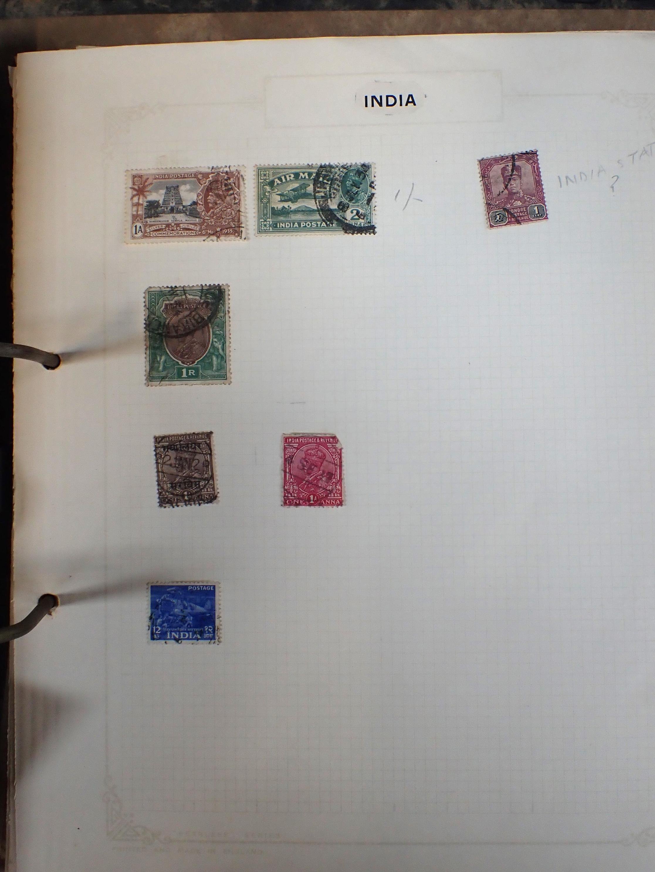 AN LEVER ARCH FOLDER OF MIXED INTERNATIONAL STAMPS - Image 3 of 4