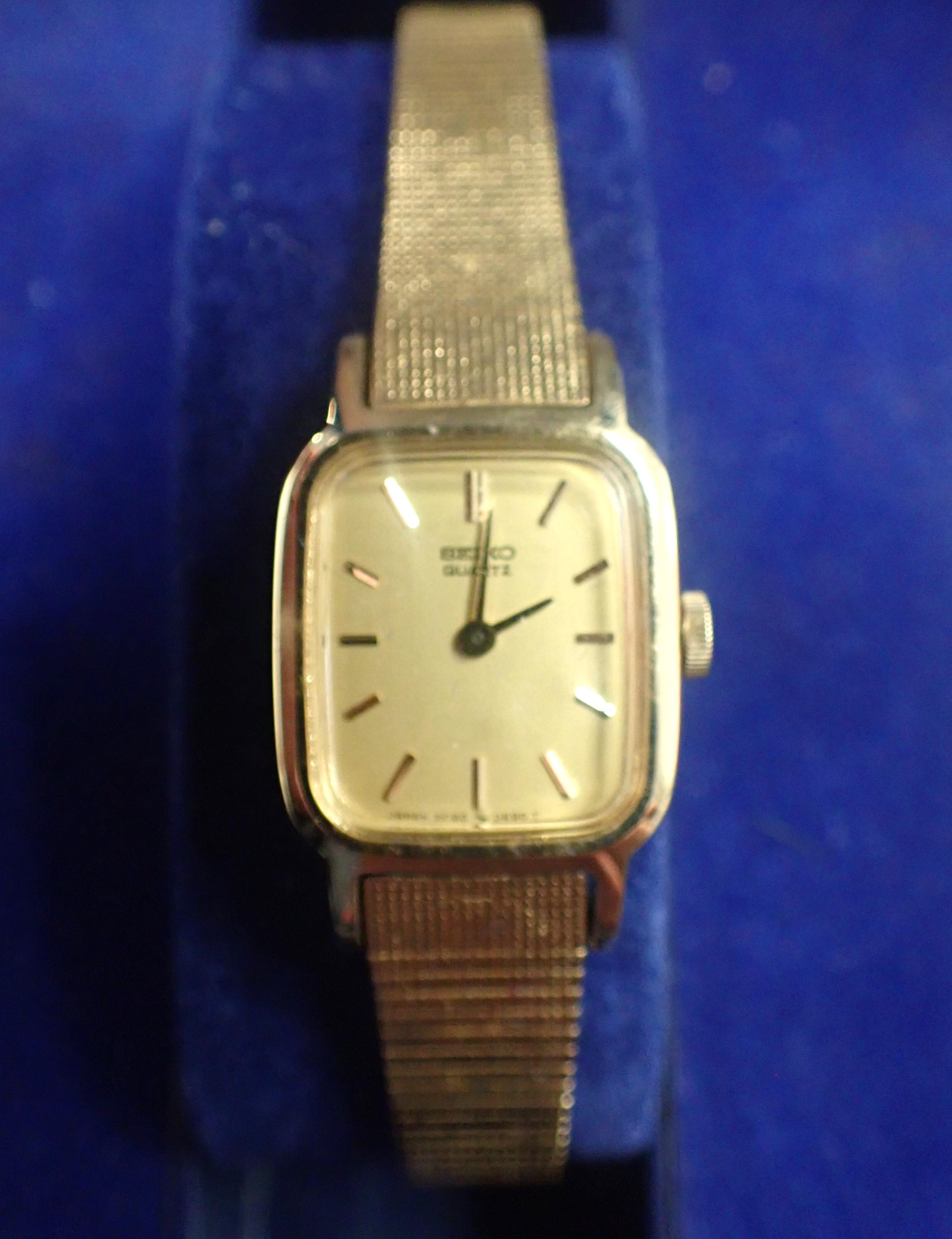 A 9CT GOLD ROTARY WRISTWATCH - Image 3 of 3